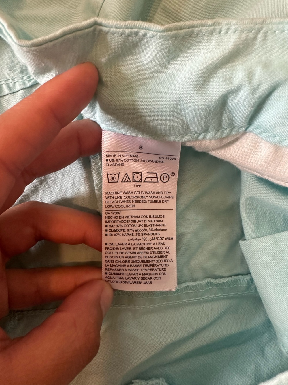 Old Navy Womens Light Aqua Chino Shorts EUC - Picture 4 of 6